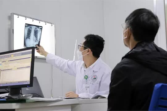 Hậu COVID - Khi nào cần đi khám và khám những gì?-1