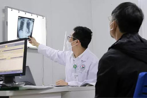 Cả nước có 168.719 ca Covid-19 mới, Hà Nội bất ngờ bổ sung 195.000 ca-2