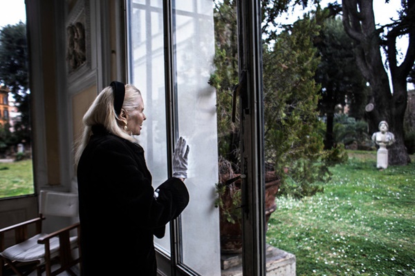 Cuộc đời hồng nhan bạc phận của Công nương Hoàng gia Italy: Bị con chồng kết tội mưu sát, về già vẫn phải làm 1 việc tưởng chỉ có trên phim-2