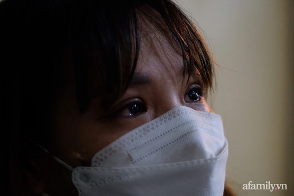 Giọt nước mắt muộn màng của mẹ bé gái bị đóng 10 chiếc đinh vào đầu: Tôi không bảo vệ được con, tôi là người mẹ tồi-2