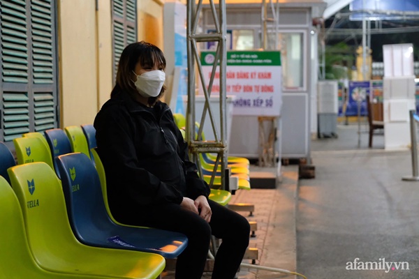 Giọt nước mắt muộn màng của mẹ bé gái bị đóng 10 chiếc đinh vào đầu: Tôi không bảo vệ được con, tôi là người mẹ tồi-3