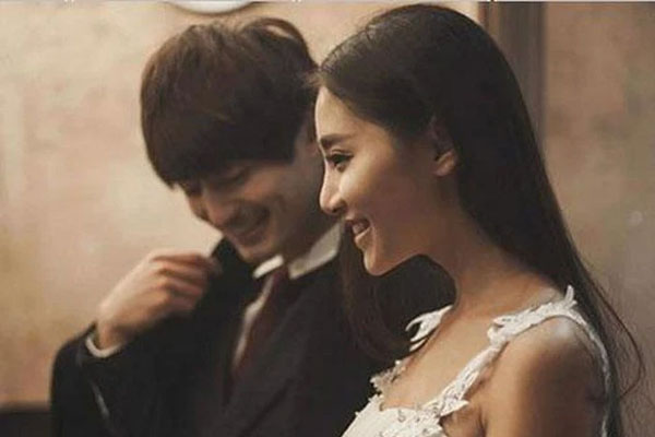 Ngày cưới của cô hàng xóm, chồng tôi kiên quyết mừng cưới 2 lượng vàng, tôi phản đối thì anh ngậm ngùi nói ra&nbsp;chuyện bàng hoàng-1