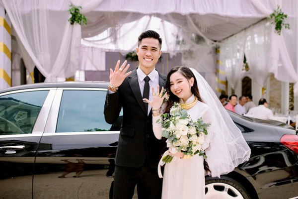 Trước đám cưới gây chấn động, cô dâu 10 tỷ ở Sóc Trăng từng có lễ đính hôn ngập trong vàng và kim cương-1