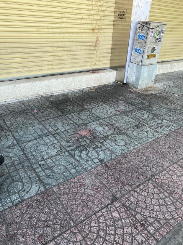 Trang Nemo tiếp tục bị tạt mắm tôm đợt 3 ở shop thời trang, lùm xùm xô xát với người của phía Trần My vẫn chưa dứt điểm?-5