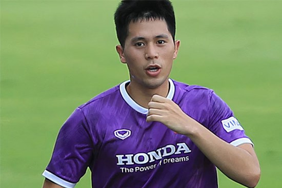 NÓNG: HLV Park Hang-seo loại Đình Trọng, gạch tên 4 cầu thủ khỏi danh sách tuyển Việt Nam