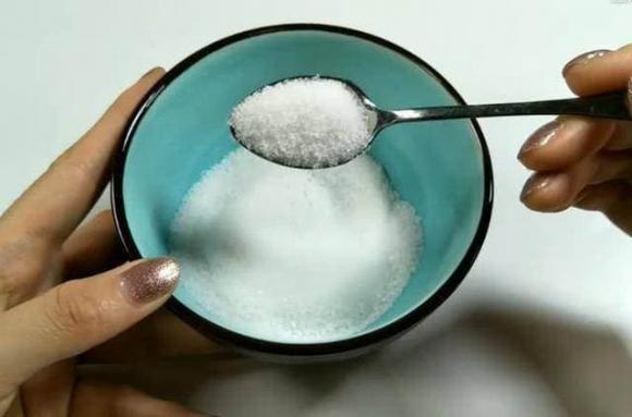 Đặt một ít gia vị này trong phòng tắm, nó sẽ là một chất tẩy rửa hiệu quả và rất thiết thực-1