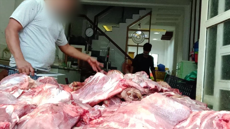 Thâm nhập đường dây cung cấp thịt heo bẩn lớn nhất phía Nam-1