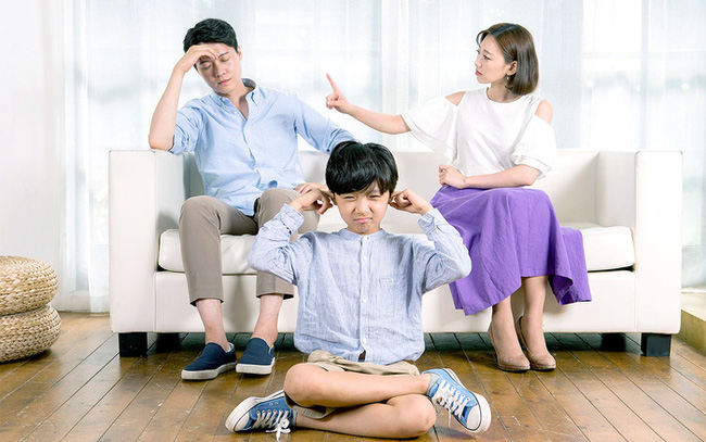 3 câu có độ SÁT THƯƠNG cao mà bố mẹ không nên nói với con trai: CÂU THỨ NHẤT không giúp con tiến bộ mà có nguy cơ khiến gia đình tan đàn xẻ nghé-1