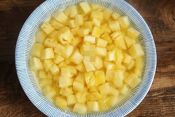 Cơm nguội đừng lãng phí bỏ đi, mang đi rang cùng với loại quả này ăn chua ngọt cực ngon, người lớn và trẻ em đều thích mê-4