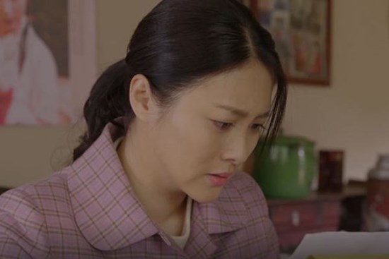 Em trai chồng kết hôn, mẹ chồng tìm tôi vay 200 triệu, lúc đưa tiền nghe họ nói chuyện, tôi đưa thêm 100 triệu nữa