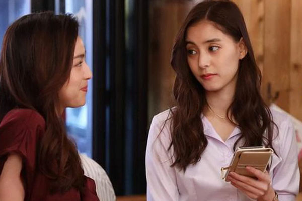 Hơn 30 tuổi, tôi mất khả năng giao tiếp và chẳng muốn kết hôn với ai chỉ vì việc vạch áo cho người xem lưng mẹ tôi đã làm 15 năm trước-2