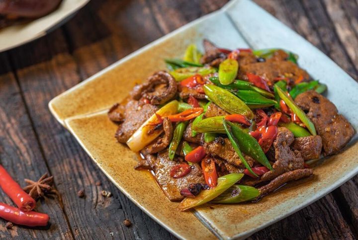 Ăn hết đĩa gan lợn xào, người đàn ông bỗng ngã vật phải nhập viện cấp cứu, biết được nguyên nhân ai cũng kinh hãi-1