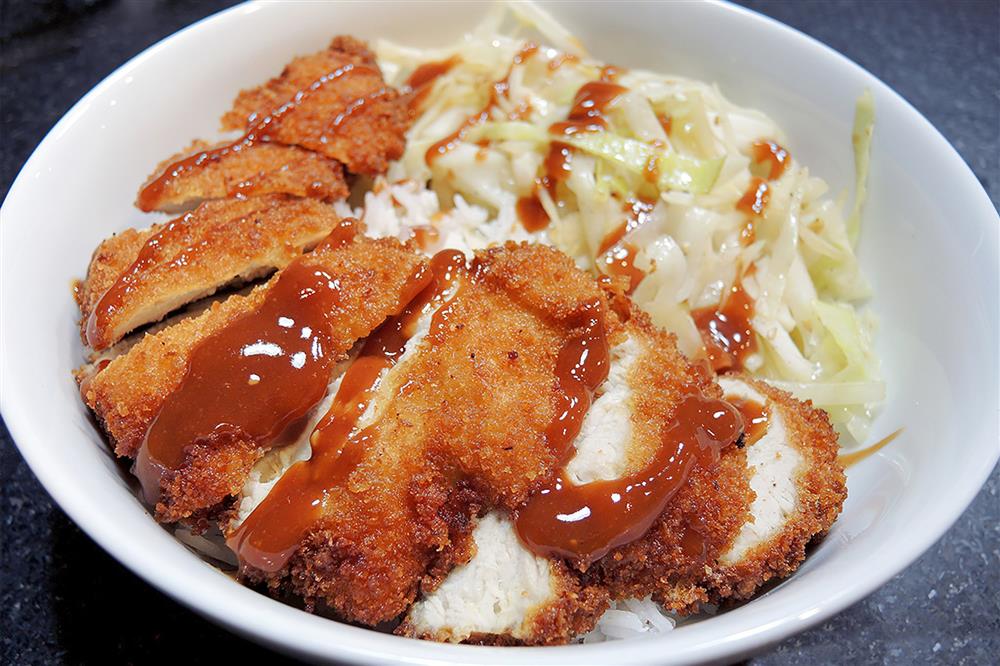 Món gà chiên xù kèm salad cải thảo kiểu Nhật-1