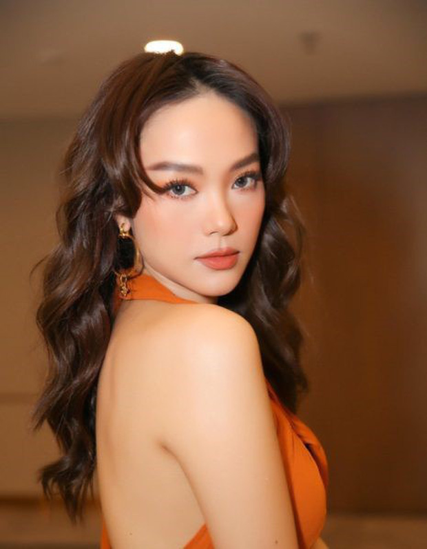 Xem lại loạt bằng chứng hẹn hò siêu tình cảm của Minh Hằng và ông xã doanh nhân: Luôn có 1 quy tắc chung!-9