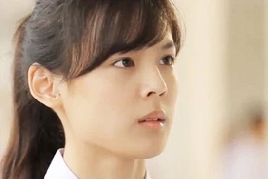Chồng cũ đến đón con gái đi chơi một ngày, chiều liền đem sang 1 tỷ xin tái hợp, nghe lý do mà tôi khóc nấc