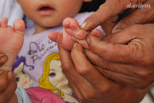 Vụ chìm tàu ở Hải Phòng: Ký ức kinh hoàng của người cha lặn xuống đáy biển cứu con gái 1 tuổi và nỗi day dứt về câu nói cuối cùng của vợ trước khi buông tay-3