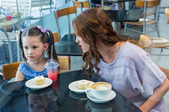 Khi con không nghe lời, đừng vội chỉ trích chúng bởi lý do có thể bắt nguồn từ chính cha mẹ