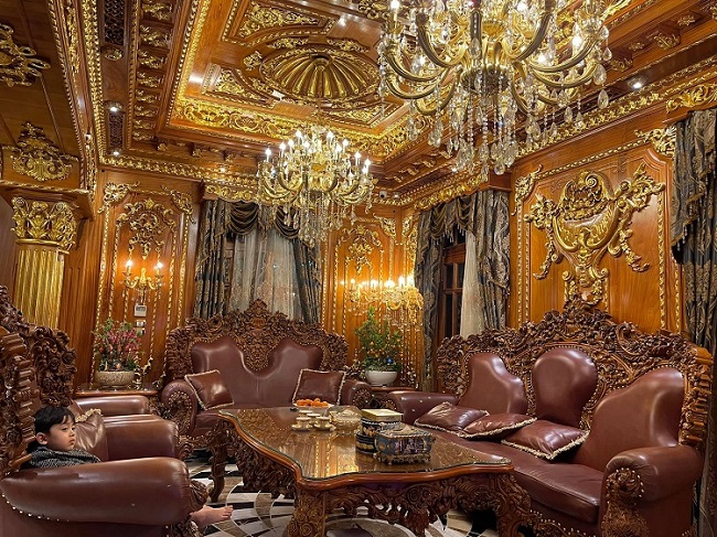 Chiêm ngưỡng loạt lâu đài dát vàng, nội thất toàn gỗ quý trị giá nghìn tỷ của đại gia Việt-2