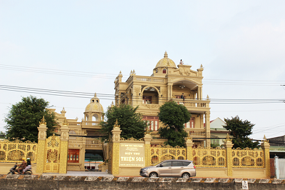 Chiêm ngưỡng loạt lâu đài dát vàng, nội thất toàn gỗ quý trị giá nghìn tỷ của đại gia Việt-6
