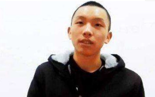 Thần đồng gãy cánh trở thành người thường: 2 tuổi biết đọc thơ Đường, 13 tuổi thi đậu đại học, cuộc sống hiện tại đầy bất ngờ sau cú trượt dài-7