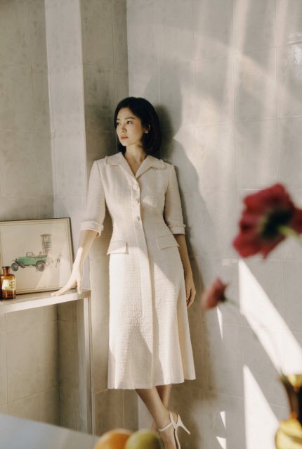 Nhìn màn thay máu style của Song Hye Kyo dạo gần đây thì đố ai còn dám chê cô phèn-8