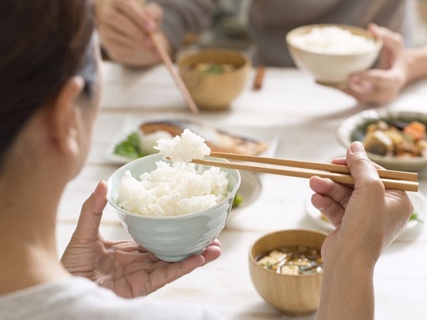 Những người tuổi thọ ngắn sẽ có 5 dấu hiệu khi ăn cơm, sau 50 tuổi vẫn không có bất cứ đặc điểm nào, xin chúc mừng bạn thực sự vô cùng khỏe mạnh-2