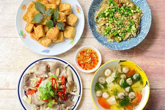 Mai là ngày Rằm tháng Hai âm lịch, tham khảo ngay mâm cơm chay đủ đầy dễ nấu này thôi chị em ơi!