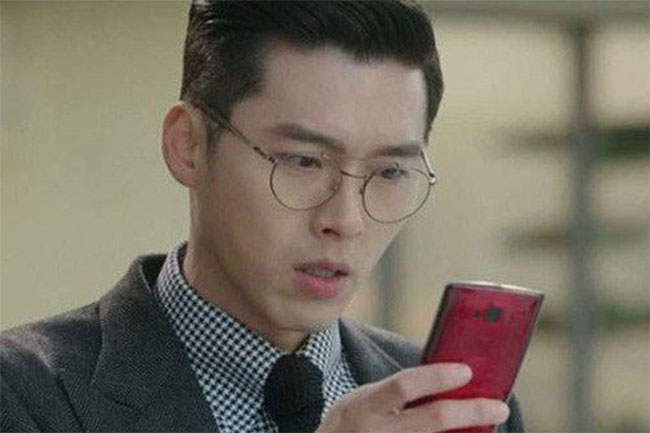 Bố mẹ vợ sống cùng vợ chồng tôi nhưng mỗi tháng đều đến nhà em trai vợ 1 đêm, theo dõi biết được chân tướng, tôi dở khóc dở cười-1