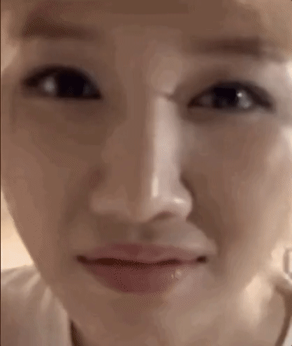 Hari Won giận dữ chứng tỏ quyền lực nóc nhà, Trấn Thành lia camera trúng vòng 2 khác lạ của vợ!-2