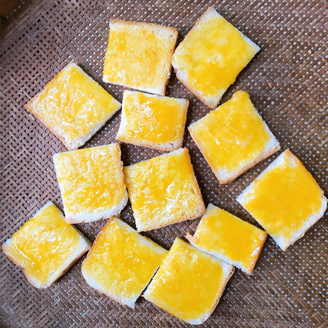 Có nồi chiên không dầu mà chưa thử làm món bánh này thì quá phí: Thao tác chỉ 5 phút, thành phẩm siêu lạ miệng-4