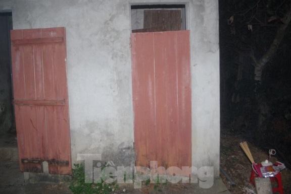 Rợn người phát hiện thi thể nữ giới trong nhà tắm bỏ hoang ở Lạng Sơn-1
