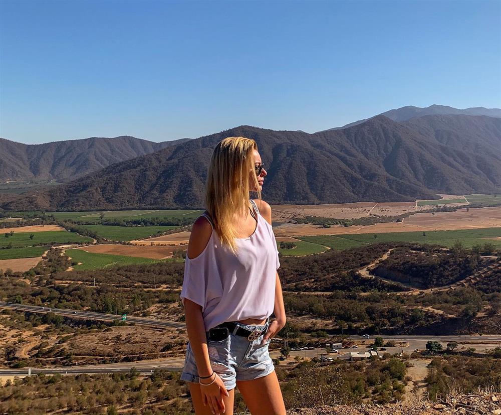 Tân Miss World 2021: Bánh bèo chúa đích thực với style toàn váy là váy, luôn khéo chọn thiết kế khoe một loạt điểm cực phẩm-20