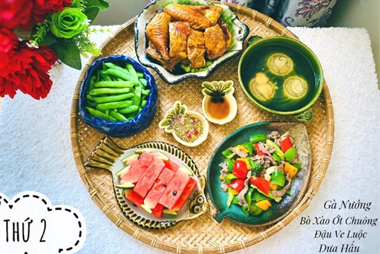 Nhà có nồi chiên không dầu, mẹ đảm bận chăm con vẫn 'cân' ngon ơ mâm cơm 7 ngày hấp dẫn không lặp món