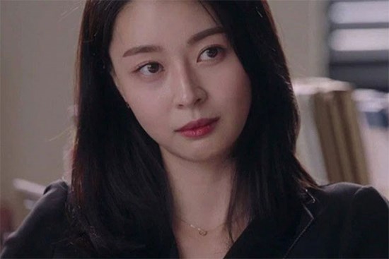 Tôi sinh con gái nên chồng thẳng thừng ly hôn, anh tái hôn với người vợ trẻ nhưng hai năm sau đó nhìn tình cảnh của họ mà tôi chỉ biết cười