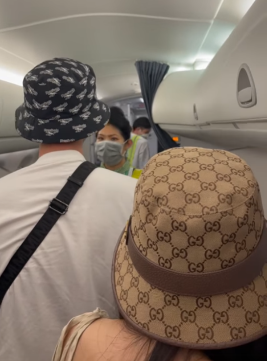 Hành khách bức xúc vì chuyến bay từ Côn Đảo về TP.HCM bị delay, tố nhân viên hăm dọa: Bamboo Airways lên tiếng giải thích-3