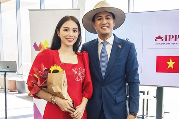 Từ đệ nhất rich kid đến đại gia BĐS cũng không thoát khỏi cảnh: Bị giục lấy chồng!-12