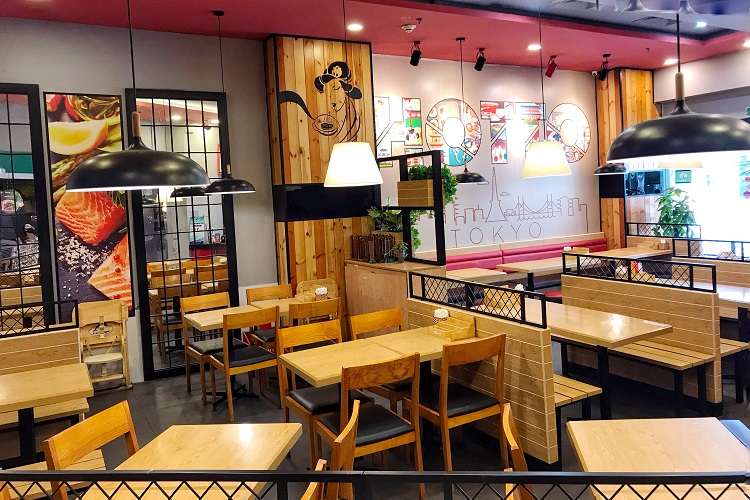 Hà Nội: Cảnh tượng hàng quán không bóng người dù được mở cửa giữa mùa dịch-1