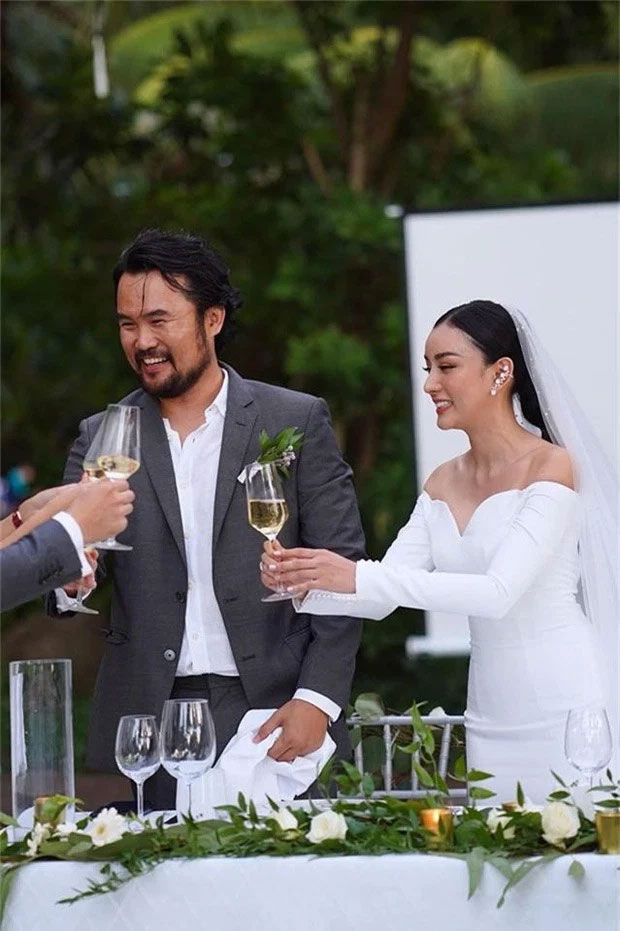 Cô gái Long Xuyên nghèo khó được chồng tỷ phú Thái Lan hơn 15 tuổi chiều như bà hoàng: Anh mua nhà, mua xe, tặng tôi cổ phần công ty-2