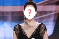 1 nữ diễn viên hạng A showbiz đang bán tháo biệt thự chục tỷ vì chồng vướng bê bối, netizen réo tên 1 minh tinh