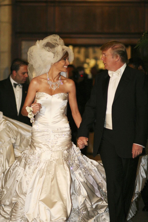 Chiếc váy cưới 2 tỷ của bà Trump: Giấc mơ có thật của cô người mẫu di dân và lời khuyên thô-nhưng-thật từ chính bộ sậu Dior-12