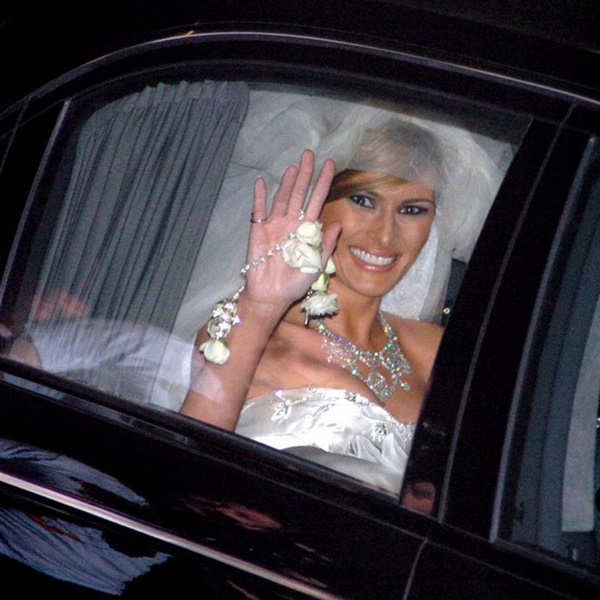 Chiếc váy cưới 2 tỷ của bà Trump: Giấc mơ có thật của cô người mẫu di dân và lời khuyên thô-nhưng-thật từ chính bộ sậu Dior-10