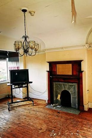 Vụ án tàn bạo nhất thế kỷ 20: Người phụ nữ nằm bất động giữa căn bếp nhuộm đầy máu và chân dung hung thủ khiến cảnh sát ớn lạnh-4