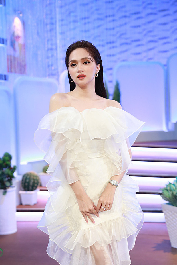 Hương Giang có hành động cực tinh tế, ẵm luôn điểm 10 vì cách ứng xử với Hà Anh trên hàng vedette-8