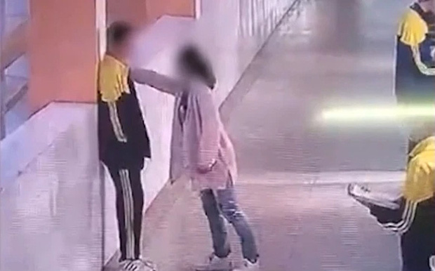 Tính cách của người mẹ quyết định cuộc đời của đứa trẻ, ba kiểu mẹ này là ĐÁNG SỢ nhất, để lại dấu vết vĩnh viễn lên con mình-1