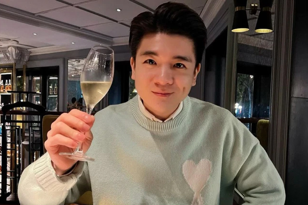 Thiếu gia Đỗ Vinh Quang - cậu út nhà bầu Hiển lộ khoảnh khắc đón sinh nhật cùng Hoa hậu Đỗ Mỹ Linh-4