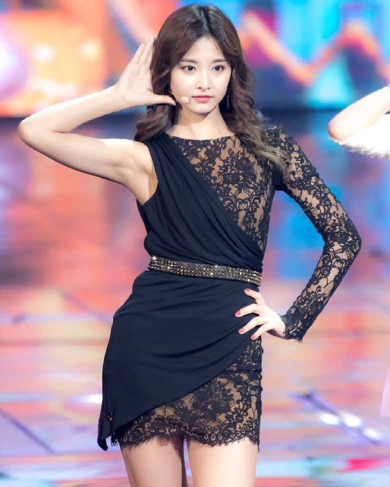 Bao người chết trân vì kiểu đồ này nhưng lần nào Tzuyu (Twice) diện lên cũng sang như tiểu thư nhà tài phiệt-9