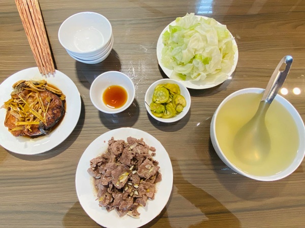 Mâm cơm đậm chất miền Trung của cô dâu Hà Nội lấy chồng Hà Tĩnh, ông xã thích cơm nhà nên từ vụng về&nbsp;trở thành vợ đảm-8