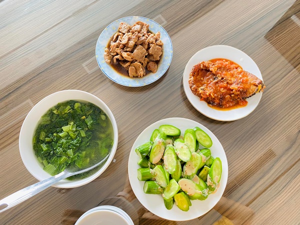 Mâm cơm đậm chất miền Trung của cô dâu Hà Nội lấy chồng Hà Tĩnh, ông xã thích cơm nhà nên từ vụng về&nbsp;trở thành vợ đảm-10