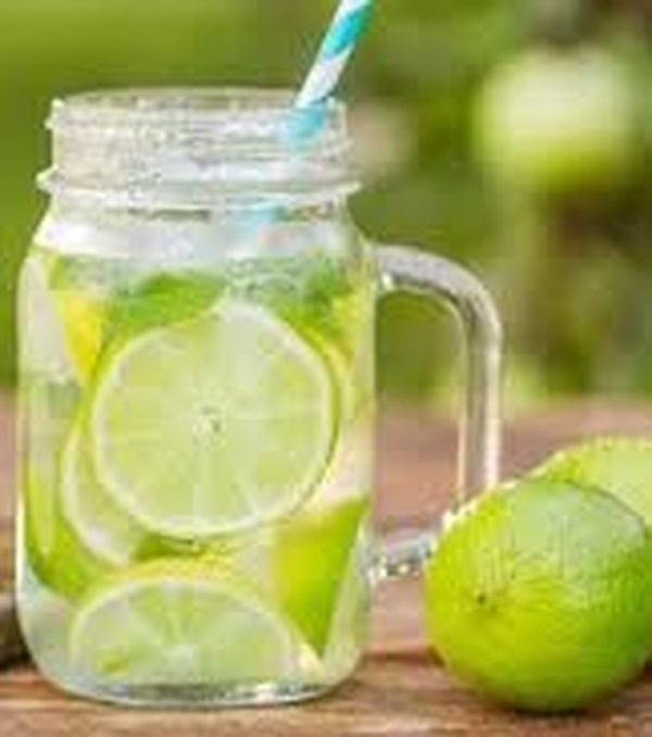 Những người dù ho, đau rát họng đến mấy cũng không được uống nước chanh-2