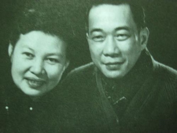 Mẹ vợ đắp chiếu tuyệt thực phản đối đám cưới vì chàng rể ở đẩu ở đâu và đêm tân hôn có 1-0-2 của nhà thơ Tố Hữu cùng người vợ 55 năm-4